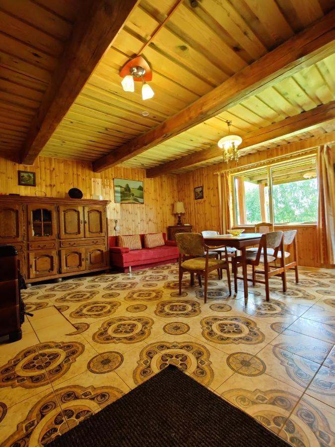 Zalioji Villa Padustis Exterior photo
